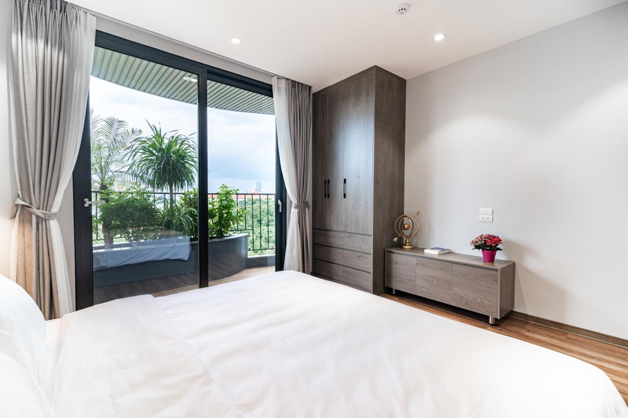 Luxe Paradise Suites Hotel To Ngoc Van Hanoi Exterior foto